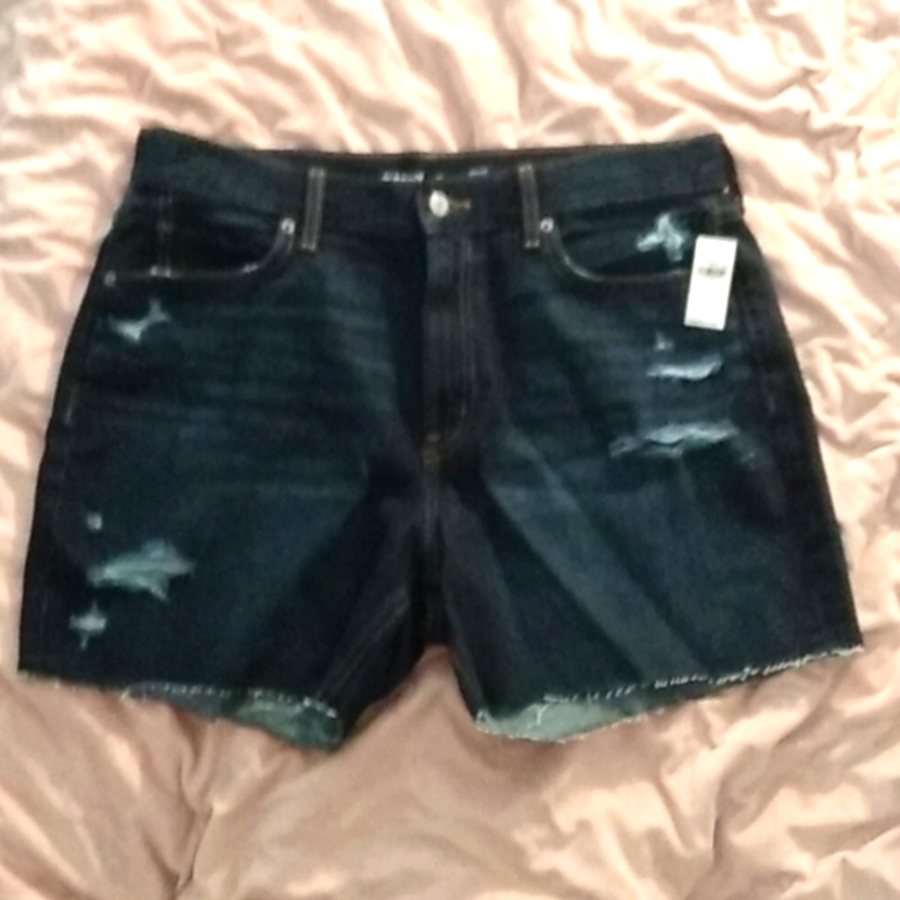 NWT Old Navy high-rise slouchy straight denim shorts size 12